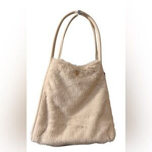 Women’s Victoria’s Secret Large Faux Fur Tote Bag Winter Bag NIB NWT